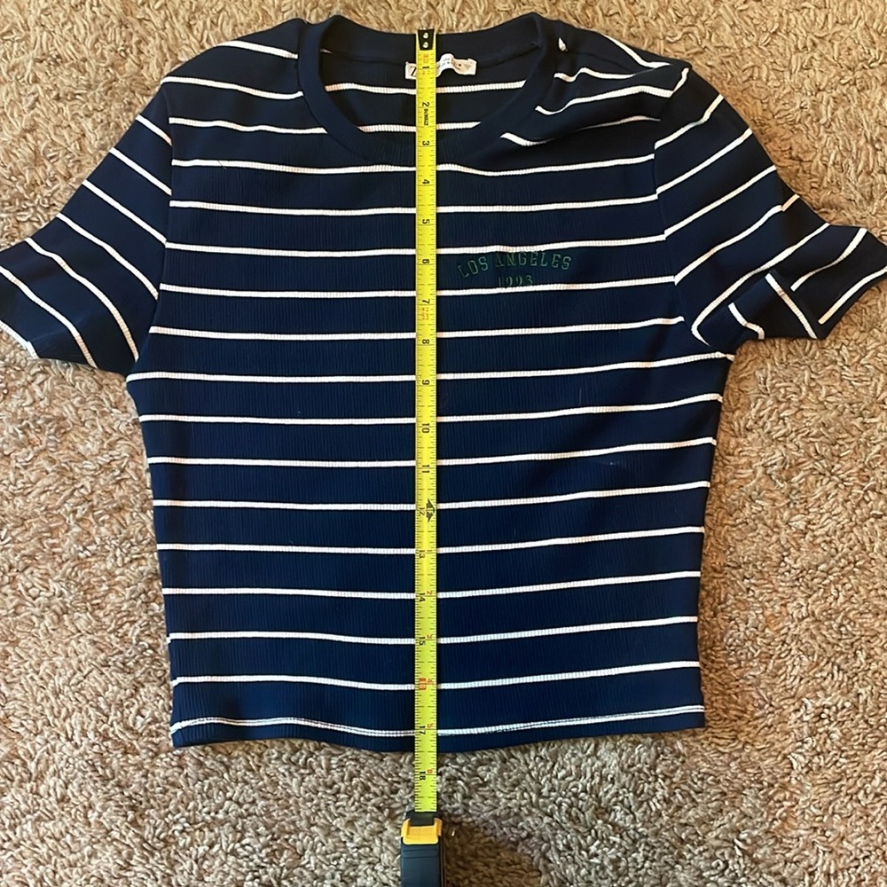 Zara Ribbed Knit Cropped Top - Picture 5 of 5
